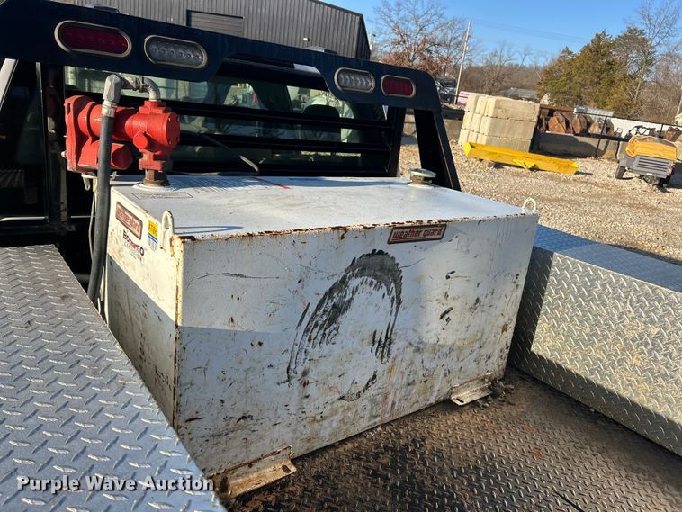 image for item FC5156 2020 Ford F350 Super Duty XL Crew Cab flatbed pickup truck