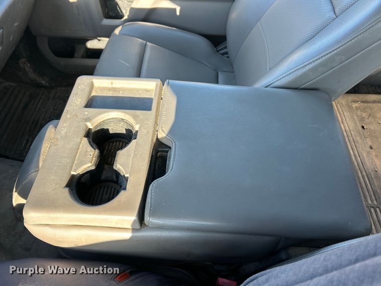 image for item FC5156 2020 Ford F350 Super Duty XL Crew Cab flatbed pickup truck