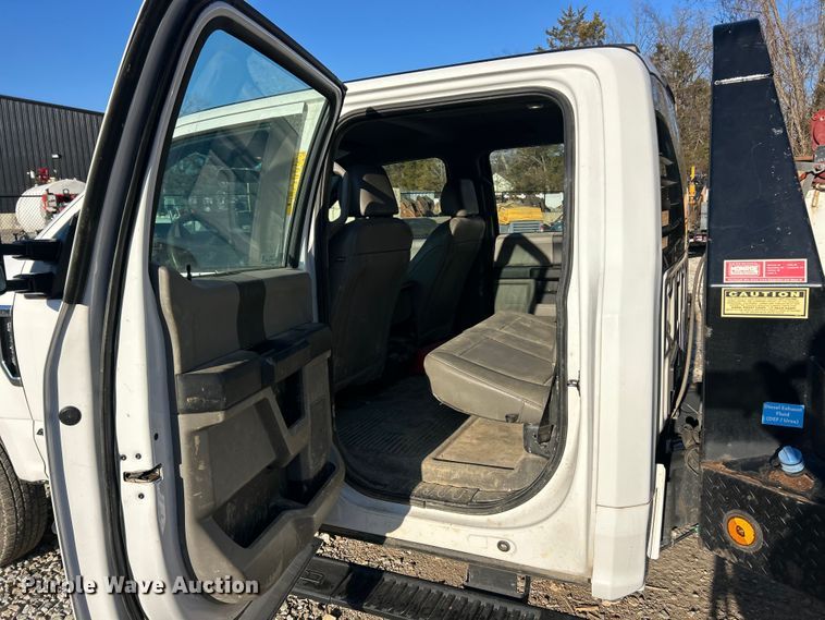 image for item FC5156 2020 Ford F350 Super Duty XL Crew Cab flatbed pickup truck