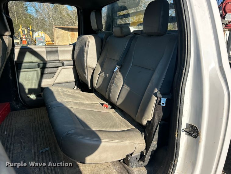 image for item FC5156 2020 Ford F350 Super Duty XL Crew Cab flatbed pickup truck