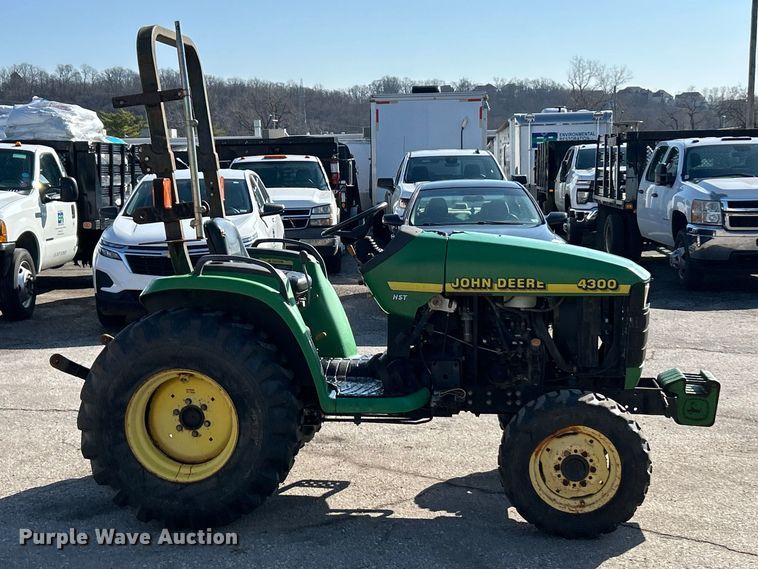 image for item FC5157 2001 John Deere 4300 MFWD tractor