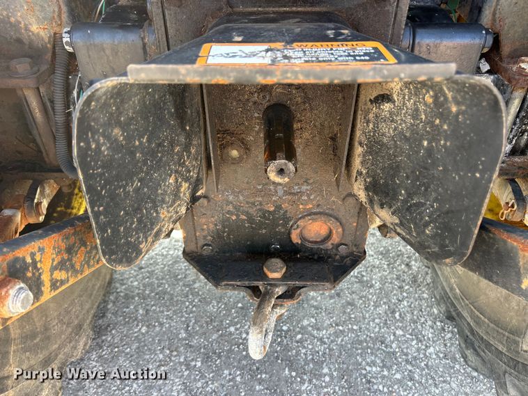 image for item FC5157 2001 John Deere 4300 MFWD tractor