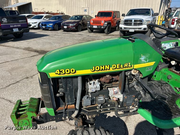 image for item FC5157 2001 John Deere 4300 MFWD tractor
