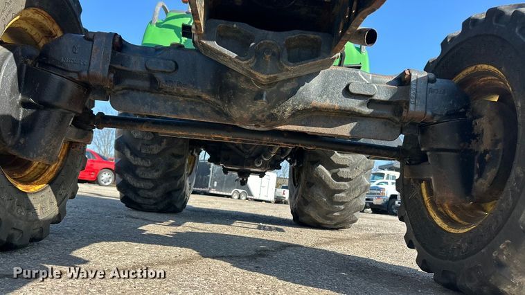 image for item FC5157 2001 John Deere 4300 MFWD tractor