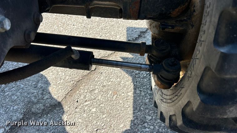 image for item FC5157 2001 John Deere 4300 MFWD tractor