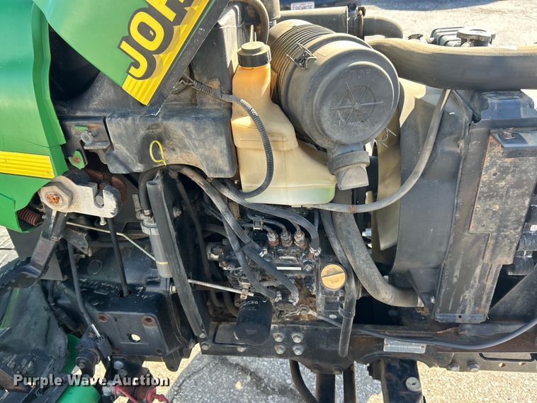 image for item FC5157 2001 John Deere 4300 MFWD tractor