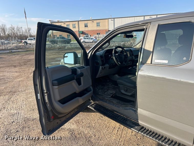 image for item FC5168 2018 Ford F150 Ext. Cab pickup truck