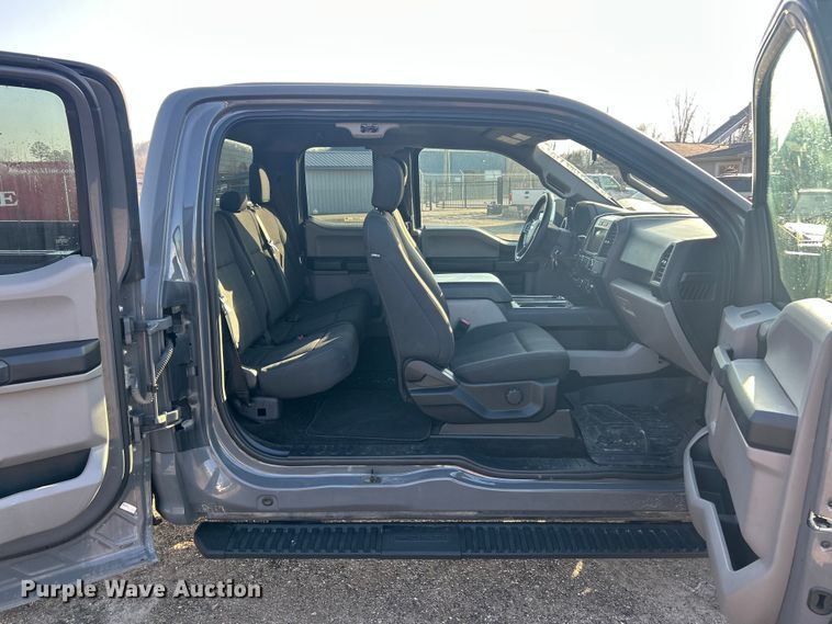 image for item FC5168 2018 Ford F150 Ext. Cab pickup truck