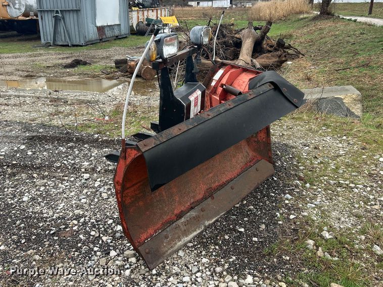 image for item FC5178 The Boss Power - V snow plow
