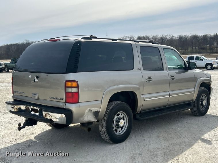 image for item FC5192 2003 Chevrolet Suburban  SUV
