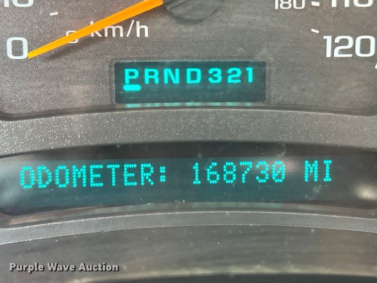 image for item FC5192 2003 Chevrolet Suburban  SUV