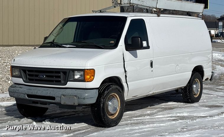 image for item FG0060 2004 Ford E250 van