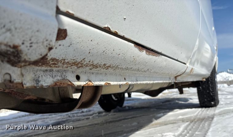 image for item FG0060 2004 Ford E250 van