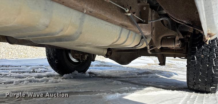 image for item FG0060 2004 Ford E250 van