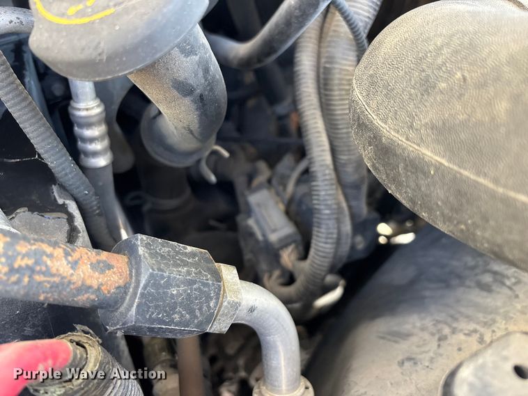 image for item FG0060 2004 Ford E250 van