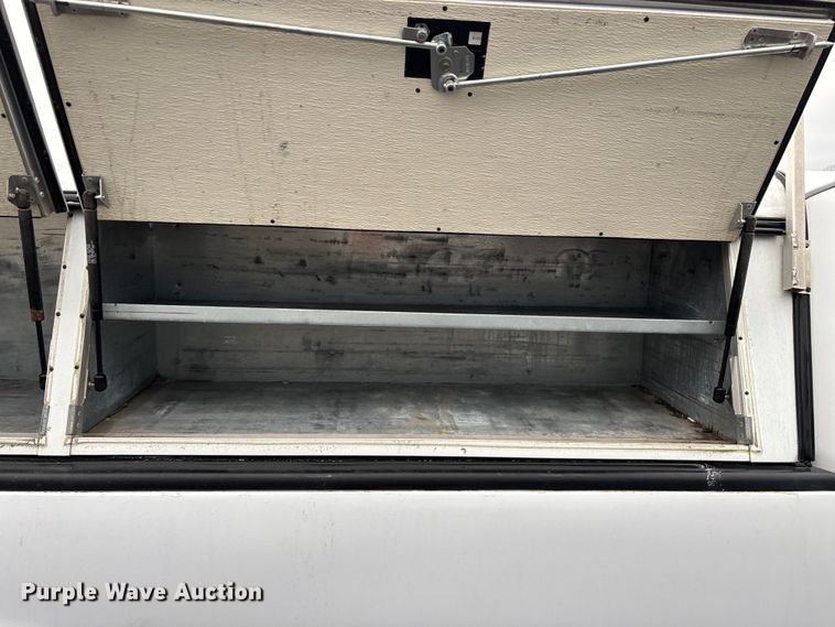 image for item FG0120 2008 Ford F150 pickup truck