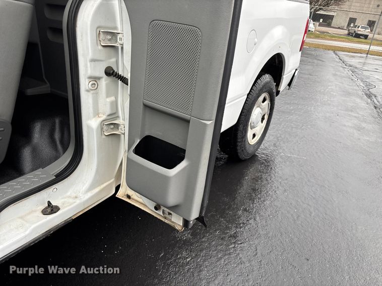 image for item FG0120 2008 Ford F150 pickup truck