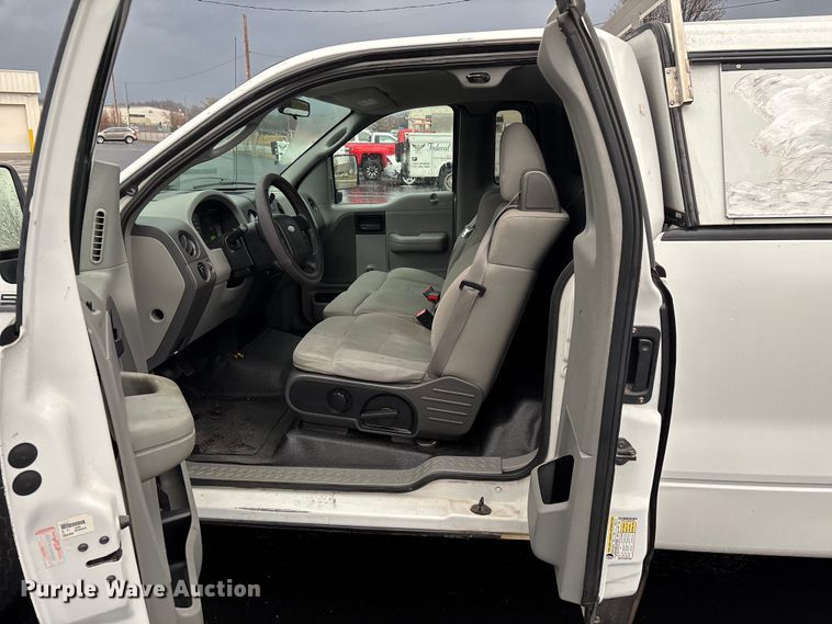 image for item FG0120 2008 Ford F150 pickup truck