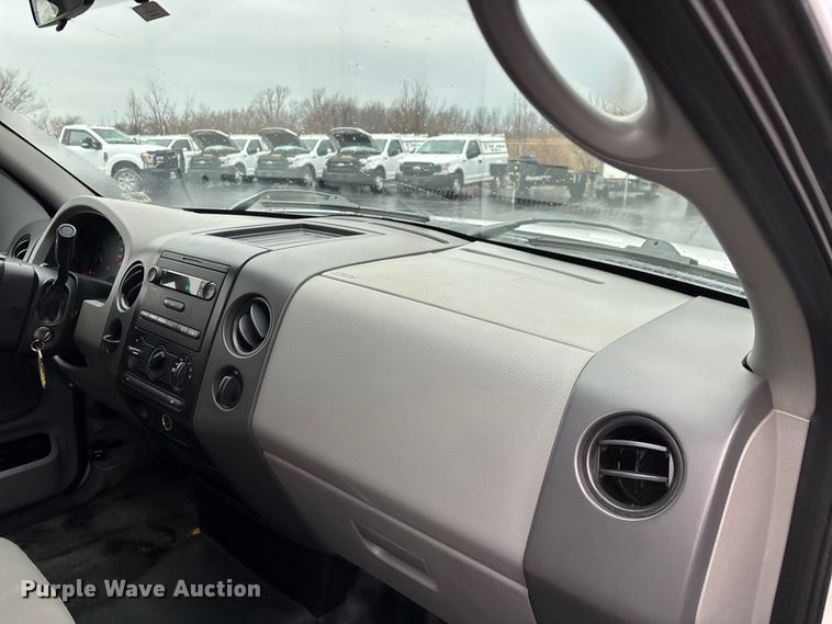 image for item FG0120 2008 Ford F150 pickup truck