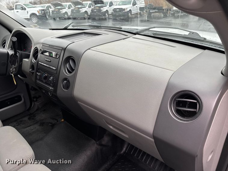 image for item FG0120 2008 Ford F150 pickup truck