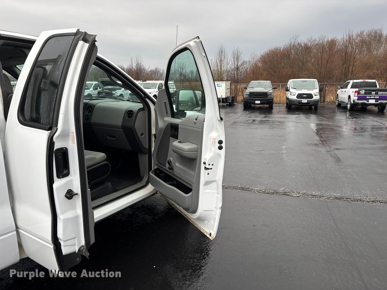 image for item FG0120 2008 Ford F150 pickup truck