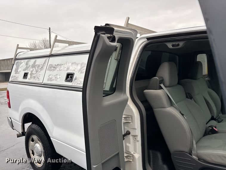 image for item FG0120 2008 Ford F150 pickup truck