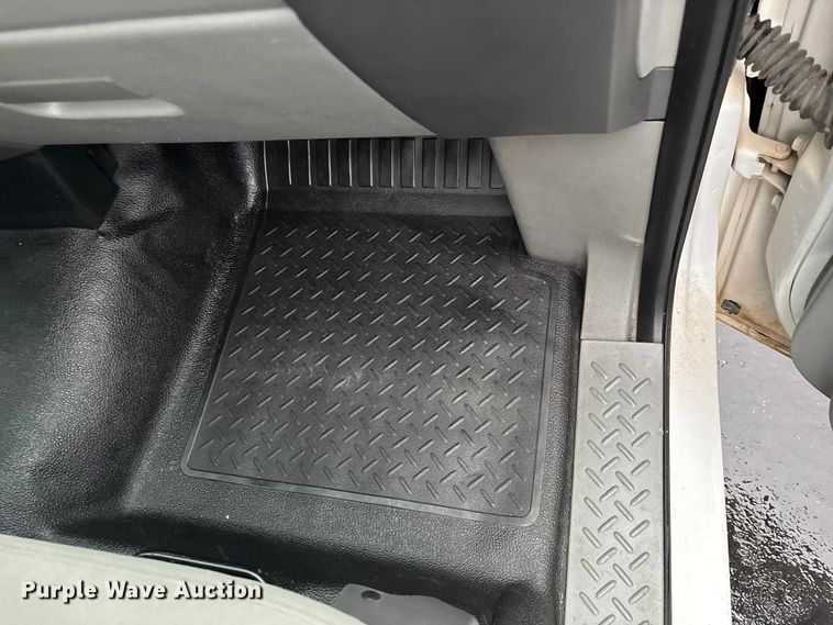 image for item FG0120 2008 Ford F150 pickup truck