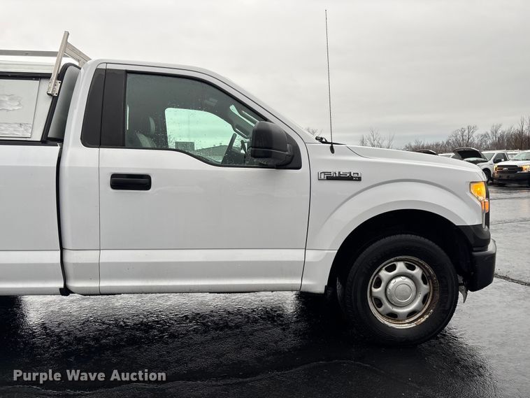 image for item FG0121 2016 Ford F150 pickup truck