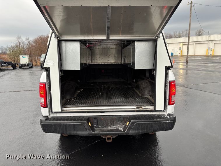 image for item FG0121 2016 Ford F150 pickup truck