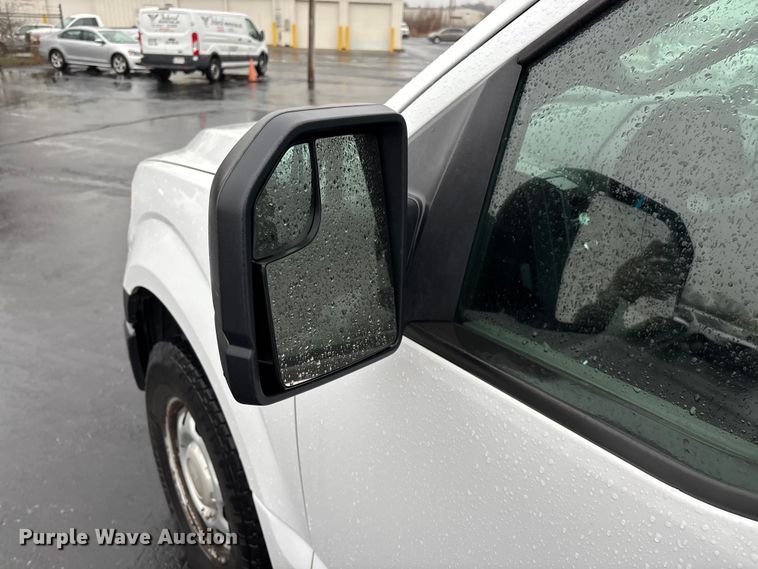 image for item FG0123 2016 Ford F150 pickup truck