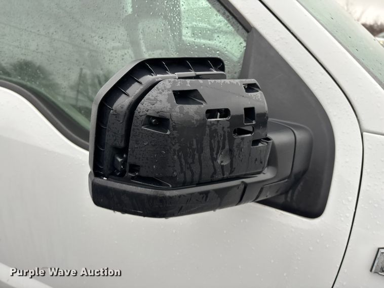 image for item FG0123 2016 Ford F150 pickup truck