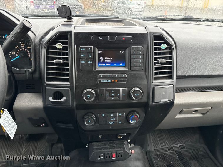 image for item FG0123 2016 Ford F150 pickup truck