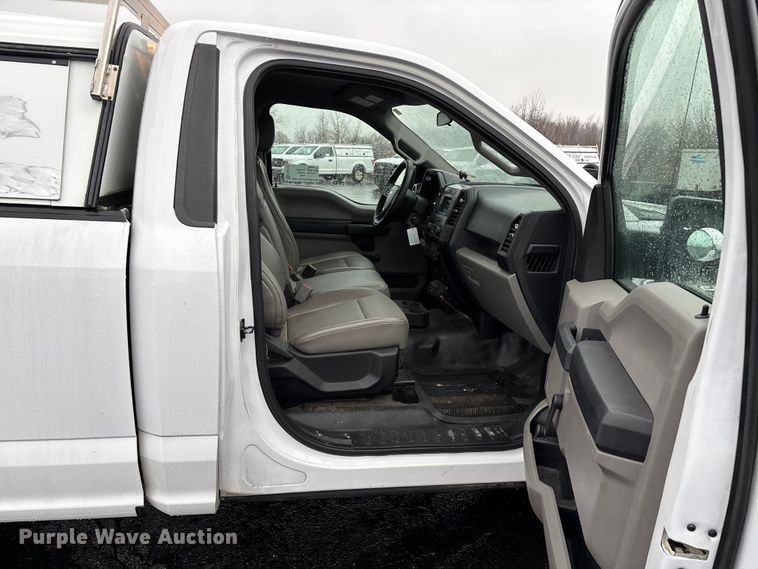 image for item FG0123 2016 Ford F150 pickup truck