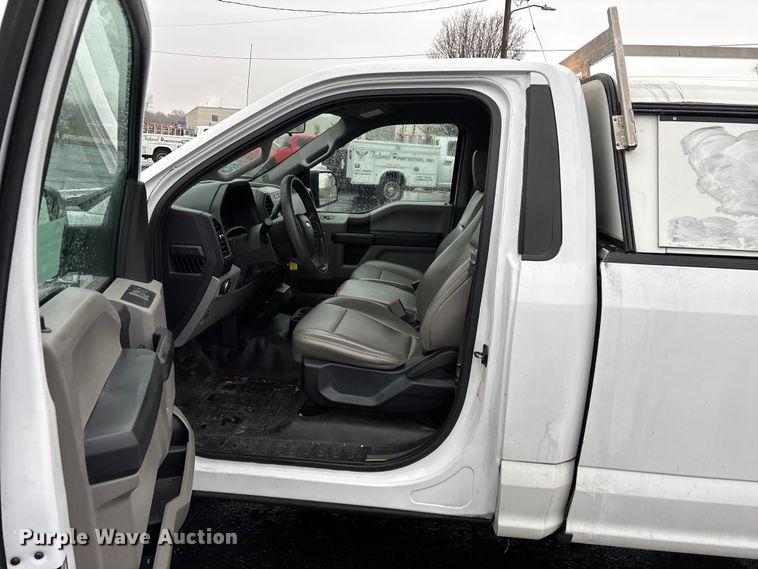 image for item FG0124 2017 Ford F150 pickup truck