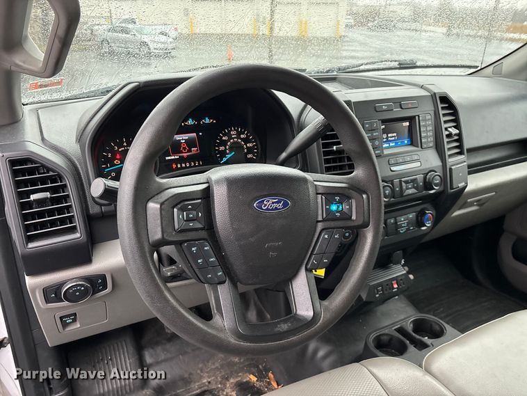 image for item FG0124 2017 Ford F150 pickup truck