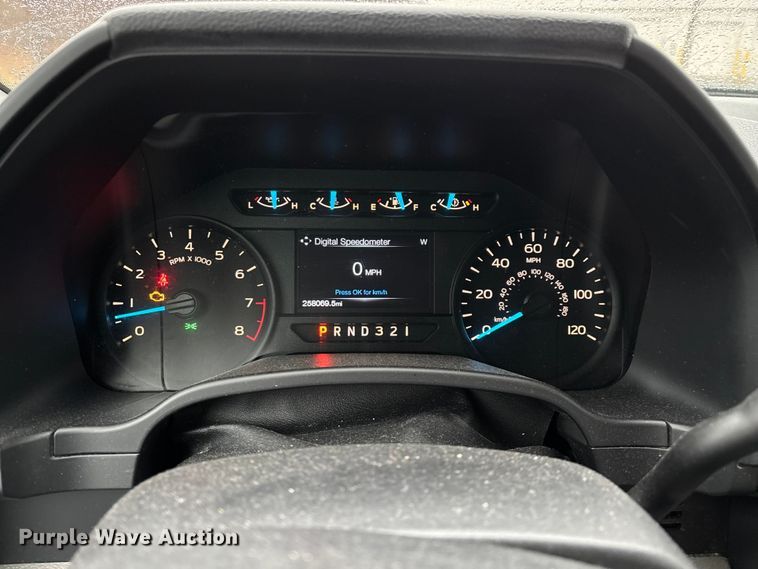 image for item FG0124 2017 Ford F150 pickup truck