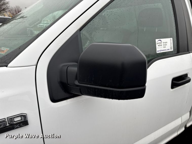 image for item FG0125 2016 Ford F150 pickup truck