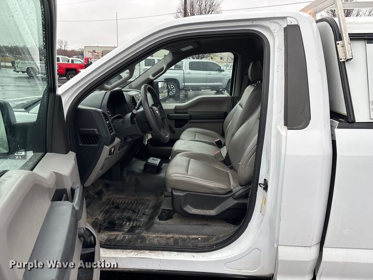 image for item FG0125 2016 Ford F150 pickup truck