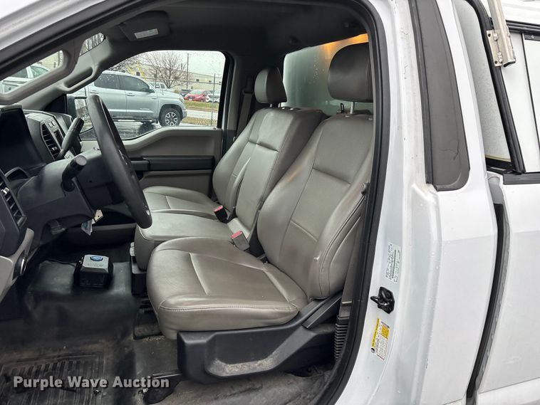 image for item FG0125 2016 Ford F150 pickup truck