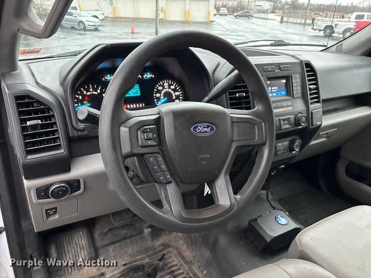 image for item FG0125 2016 Ford F150 pickup truck