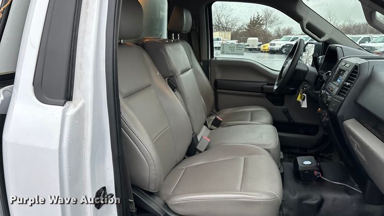 image for item FG0125 2016 Ford F150 pickup truck