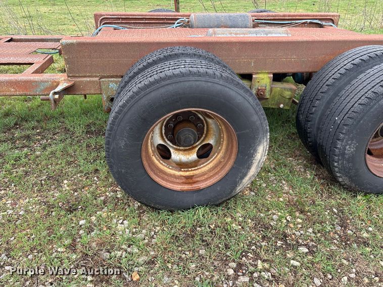 image for item FG0135 1987 Shop built trailer