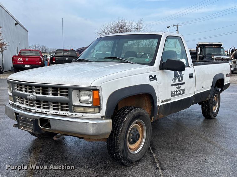 1998 Chevrolet K2500 pickup truck