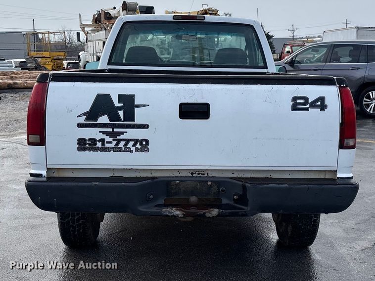 image for item FG0137 1998 Chevrolet K2500 pickup truck