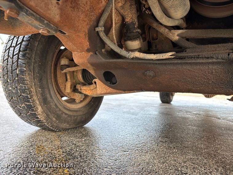 image for item FG0137 1998 Chevrolet K2500 pickup truck