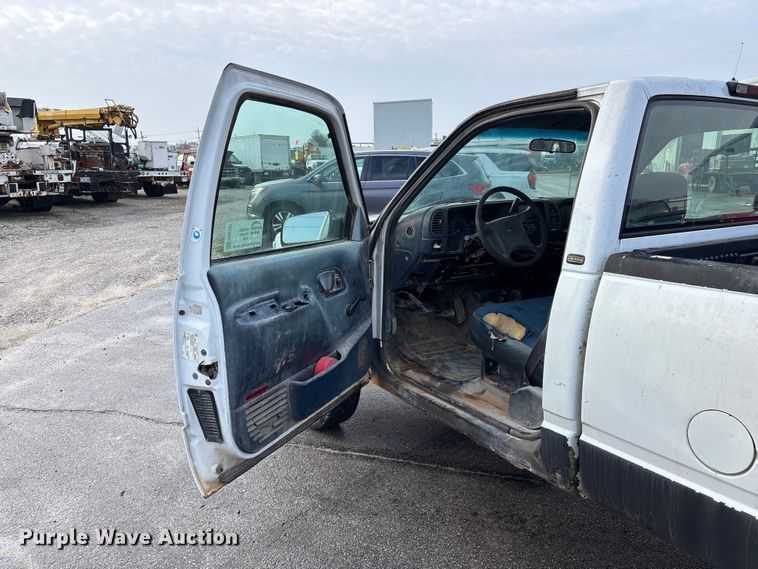 image for item FG0137 1998 Chevrolet K2500 pickup truck