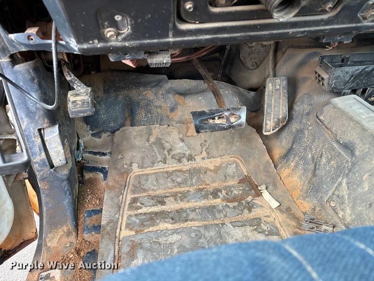image for item FG0137 1998 Chevrolet K2500 pickup truck