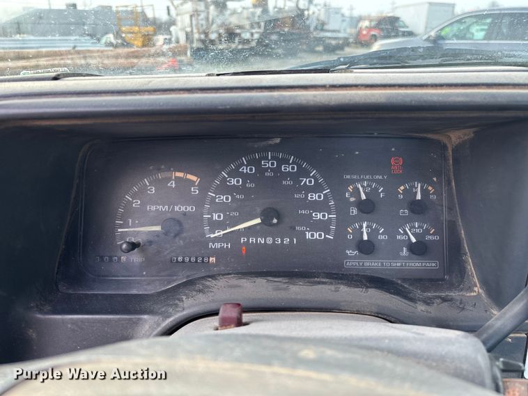 image for item FG0137 1998 Chevrolet K2500 pickup truck