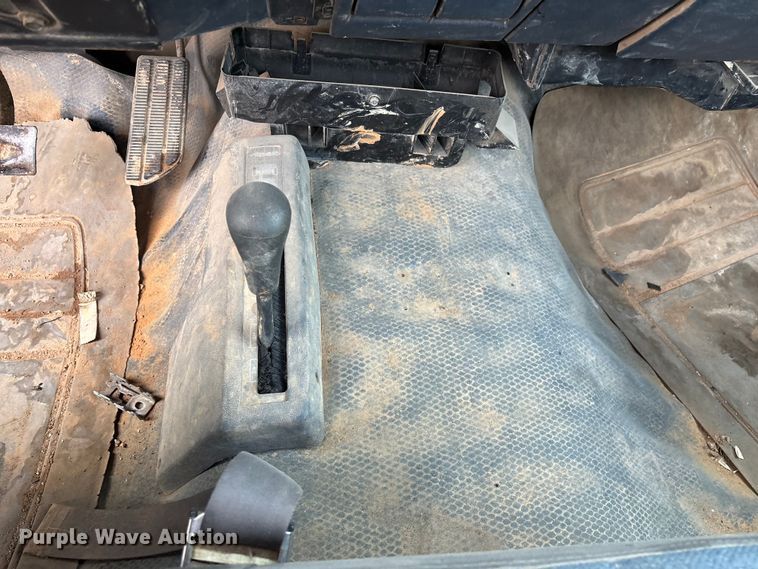 image for item FG0137 1998 Chevrolet K2500 pickup truck