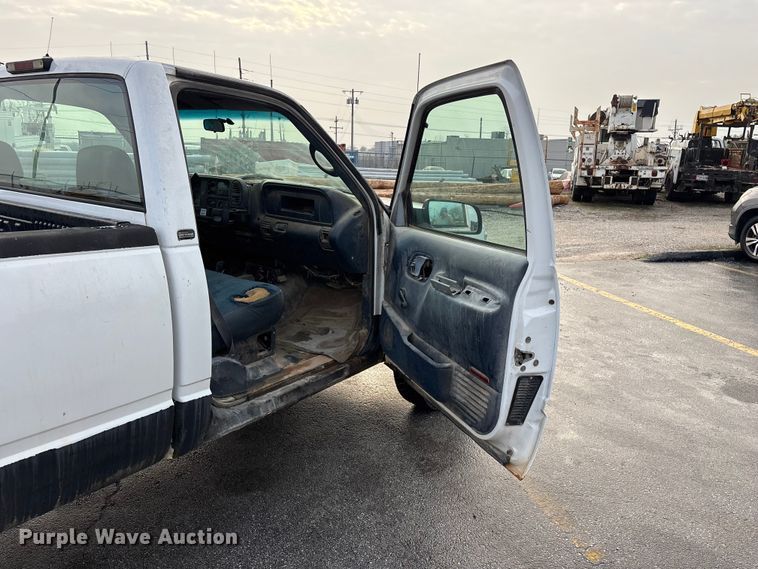 image for item FG0137 1998 Chevrolet K2500 pickup truck